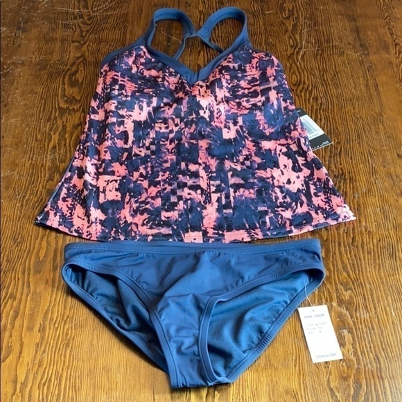 𝅺NIKE tankini Set swimsuit - Picture 1 of 6